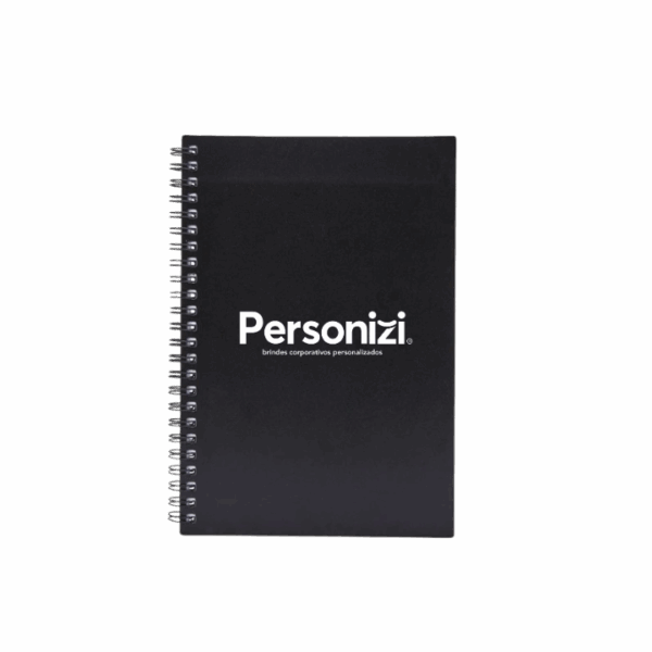 O Caderno A5 Plástico com Pauta 21x15cm Personalizado é um brinde corporativo prático, leve e ideal para ações promocionais e eventos empresariais.