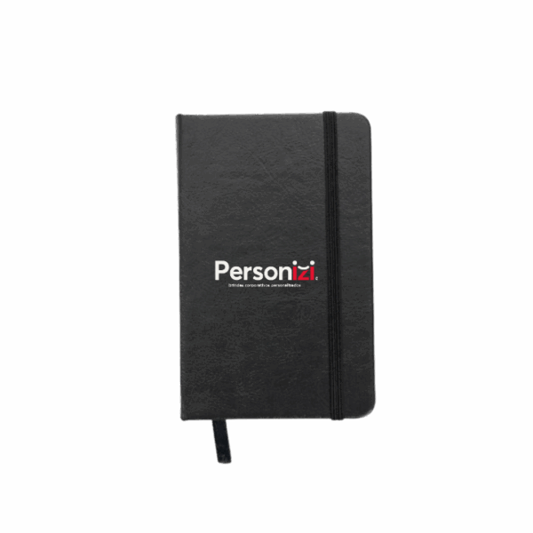 A Caderneta de Couro Sintético 14x8cm sem Pauta Personalizada é um brinde corporativo compacto, sofisticado e funcional para uso diário.
