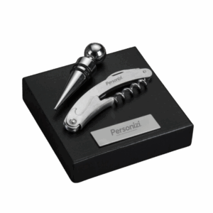 Kit vinho com 2 peças em estojo personalizado, ideal como brindes corporativos elegantes para eventos, campanhas e datas comemorativas.