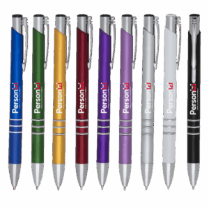 Caneta plástica com 3 anéis e logo. Brindes personalizados acessíveis e funcionais para ações promocionais, feiras e eventos corporativos.
