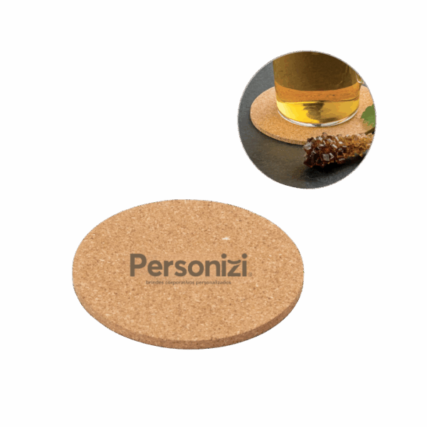 Porta-copos de cortiça com personalização para brindes personalizados sustentáveis e de alto impacto para empresas e eventos.