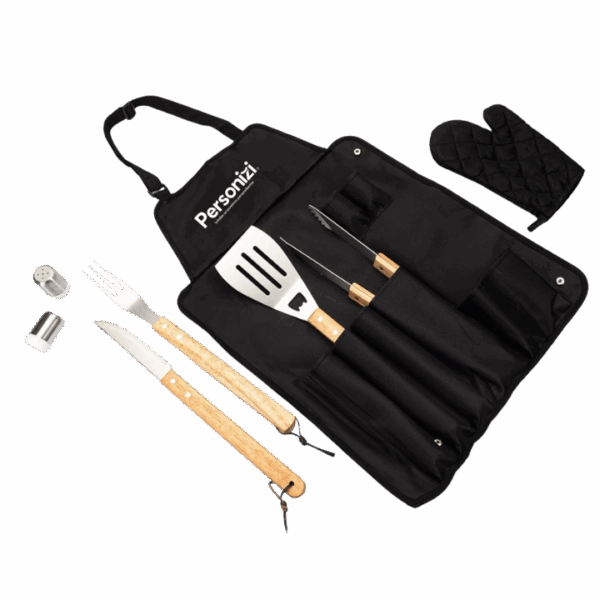 Kit Churrasco 8 Peças com logo gravado – brindes personalizados ideais para ações promocionais e presentes corporativos de alto impacto.