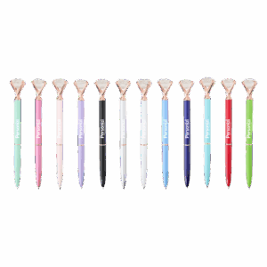 Caneta de metal com detalhe em diamante e logo. Brindes personalizados elegantes para ações corporativas e presentes institucionais.