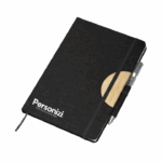 O Caderno com Suporte para Caneta Personalizado é um brinde corporativo funcional, elegante e ideal para ações promocionais e kits institucionais.