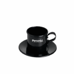 Xícara 100ml com pires em alumínio personalizada com logo. Brinde corporativo ideal para ações promocionais e kits institucionais.