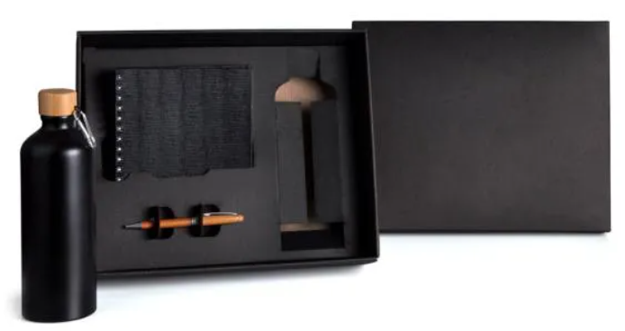 Kit Garrafa, Caderno e Caneta Bambu Personalizada Preto | Personalizado com Logo | Personizi