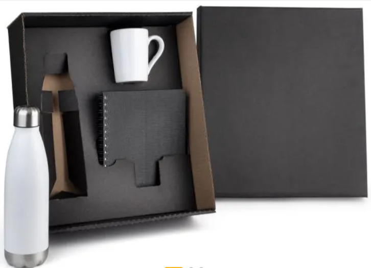 Kit Garrafa e Acessórios 3 Pçs Personalizada Branco | Personalizado com Logo | Personizi