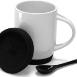 Caneca de Cerâmica Branca com Colher e Tampa de Silicone 325ml Personalizada | Personalizado com Logo | Personizi