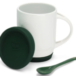 Caneca de Cerâmica Branca com Colher e Tampa de Silicone 325ml Personalizada | Personalizado com Logo | Personizi