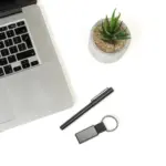 Caneta Roller e Chaveiro em Metal/Pu Personalizada | Personalizado com Logo | Personizi