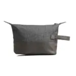 Necessaire em Poliester 300D com Detalhes em Couro 37x17cm Personalizada | Personalizado com Logo | Personizi